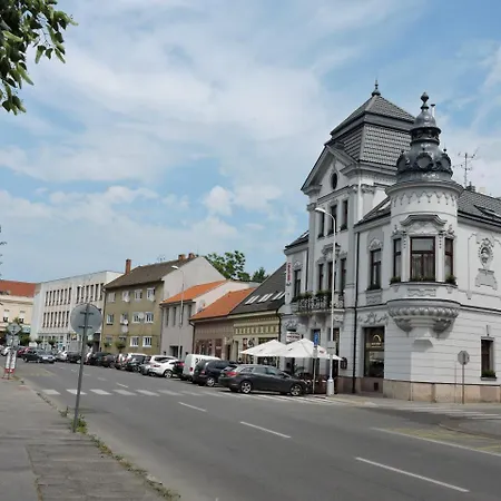 Olymp 3* Komárno